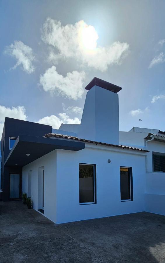 Villa Casa Dos Amigos à Ponta Delgada Extérieur photo